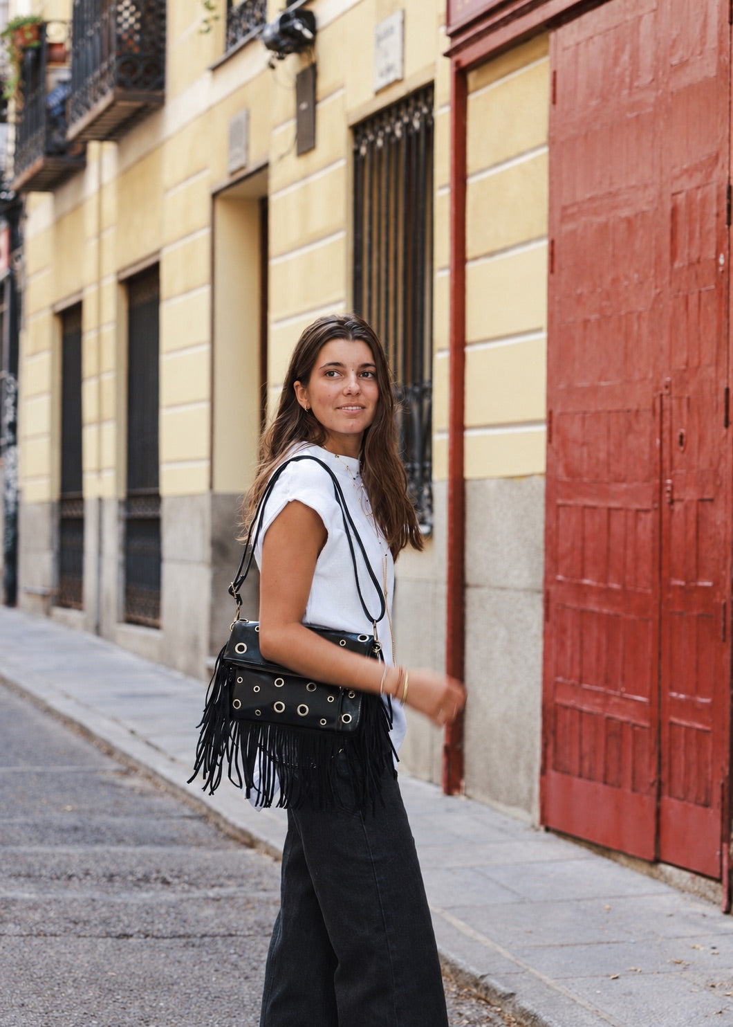 Bolso Bandolera Flecos Negro