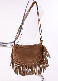 Bolso Tachuelas Flecos Marrón - MOCCACHICA