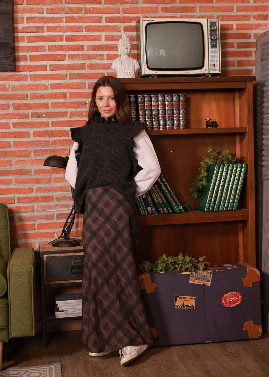 Chaleco Goldie Gris Oscuro - MOCCACHICA