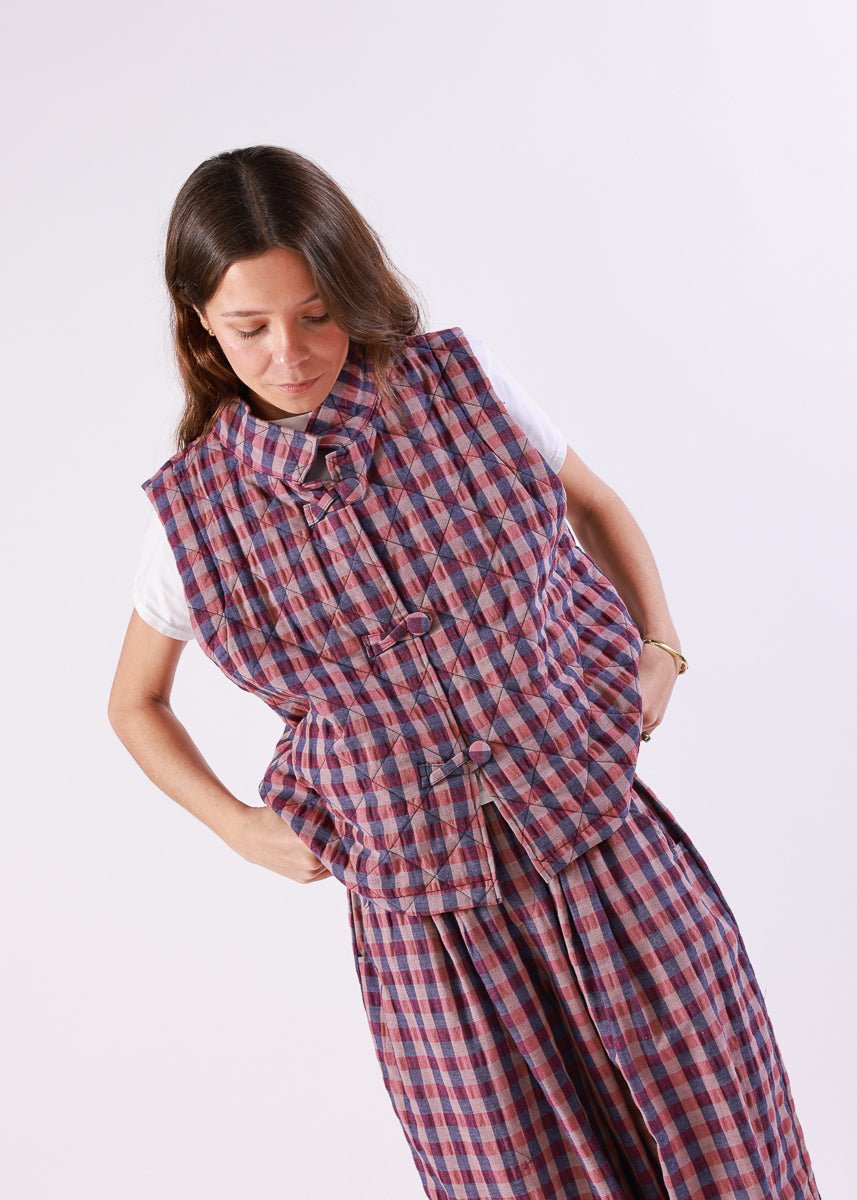 Chaleco Olivia Rosa Oscuro - MOCCACHICA