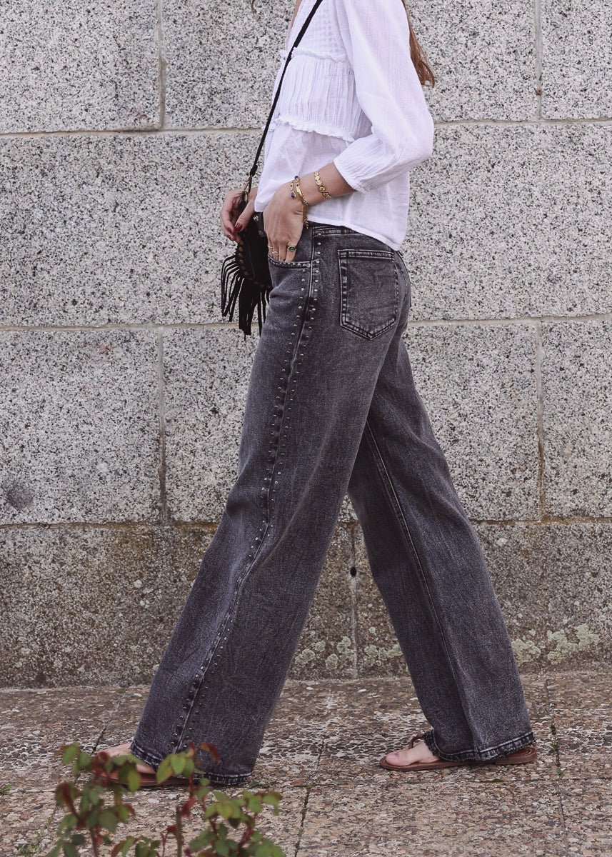 Pantalón Tachuelas Gigi - MOCCACHICA
