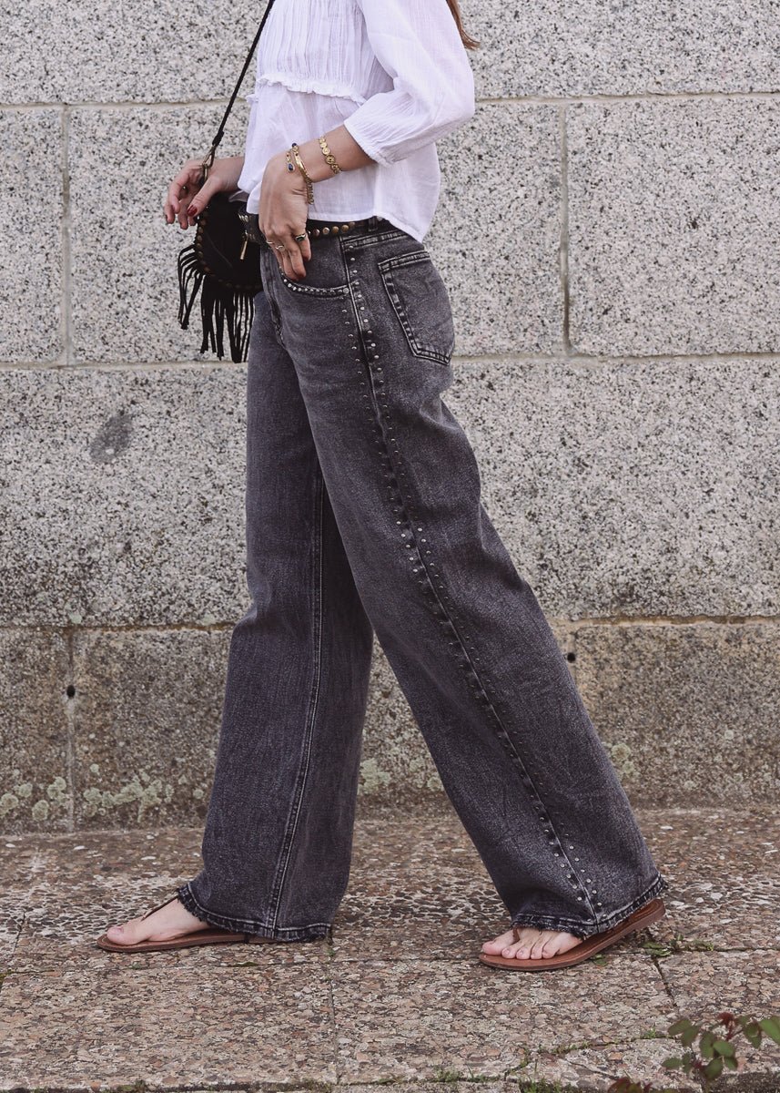 Pantalón Tachuelas Gigi - MOCCACHICA